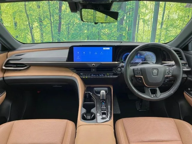Toyota Crown Sport, 2024 — фото автомобиля из Японии
