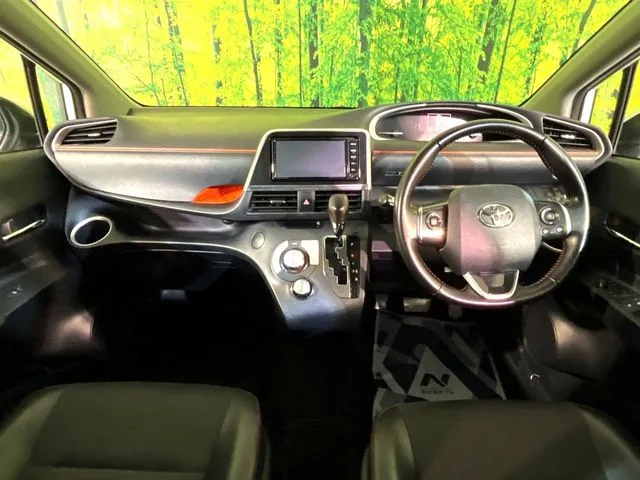 Toyota Sienta, 2018 — фото автомобиля из Японии