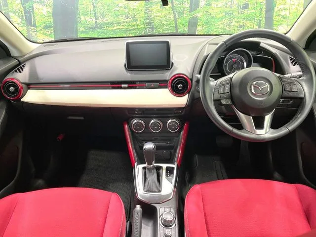 Mazda Demio, 2015 — фото автомобиля из Японии