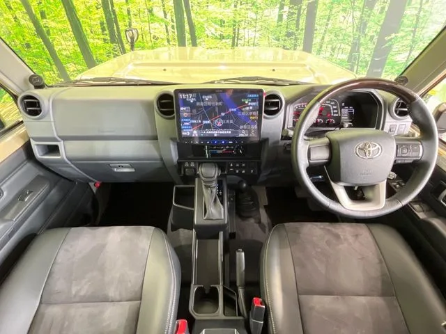Toyota Land Cruiser 70, 2025 — фото автомобиля из Японии